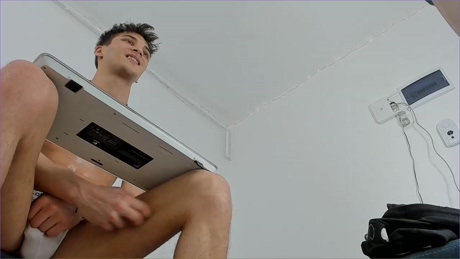 angelfrank  20-02-2022